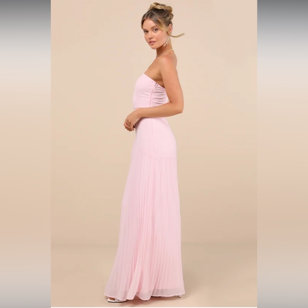 NWT- Celebratory Aesthetic Pink Pleated Strapless Dress